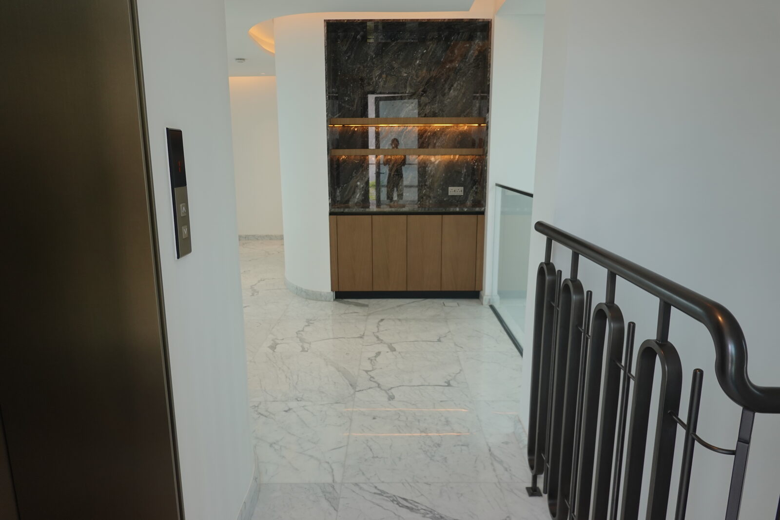The stair, in stone